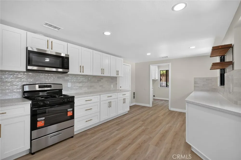 20150 Myron Perris, CA 92570
