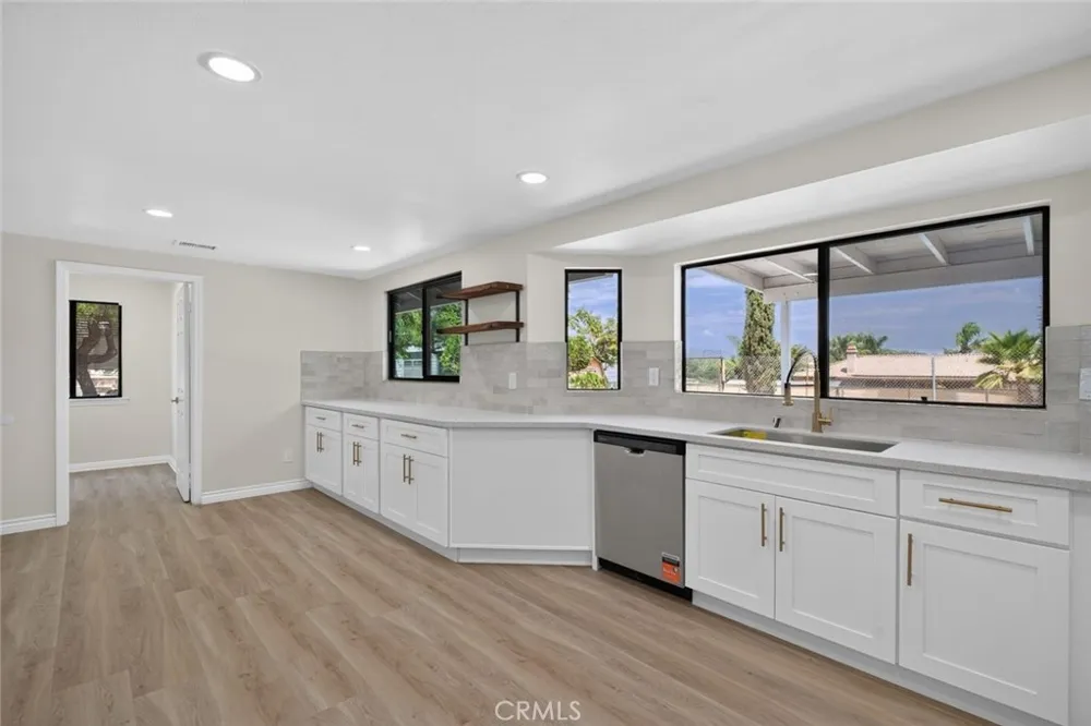 20150 Myron Perris, CA 92570