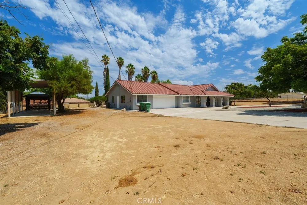 20150 Myron Perris, CA 92570
