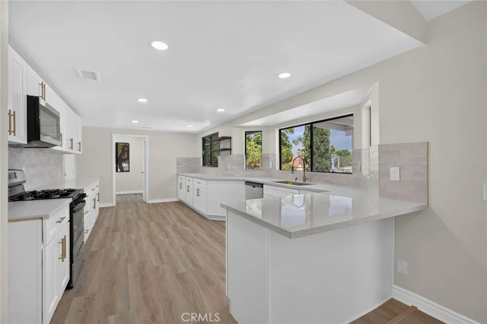 20150 Myron Perris, CA 92570