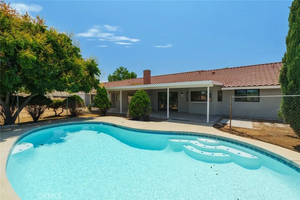 20150 Myron Perris, CA 92570