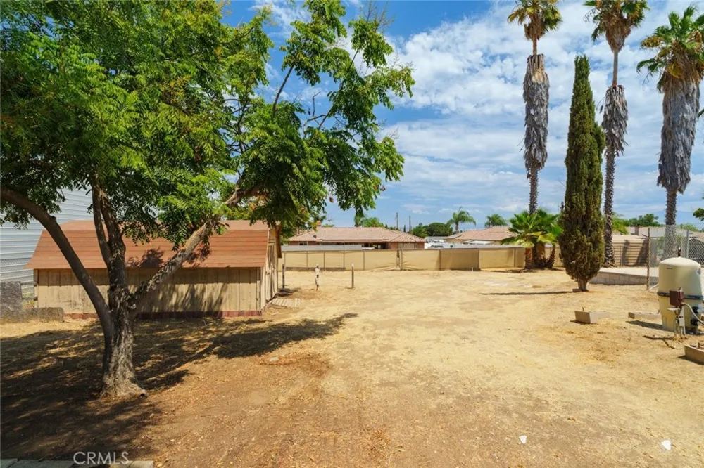 20150 Myron Perris, CA 92570