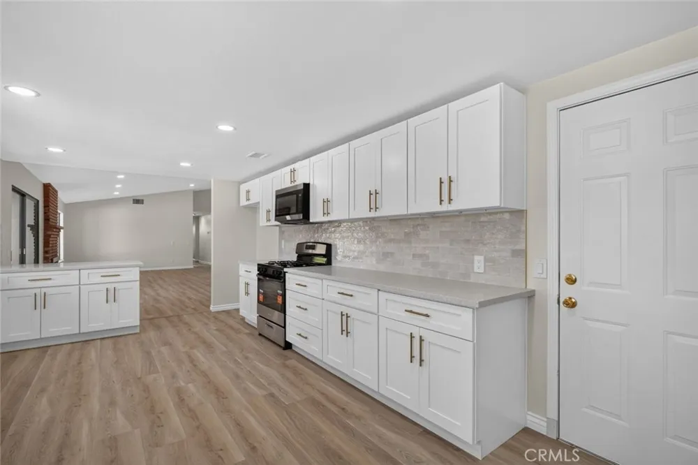 20150 Myron Perris, CA 92570