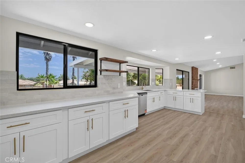 20150 Myron Perris, CA 92570