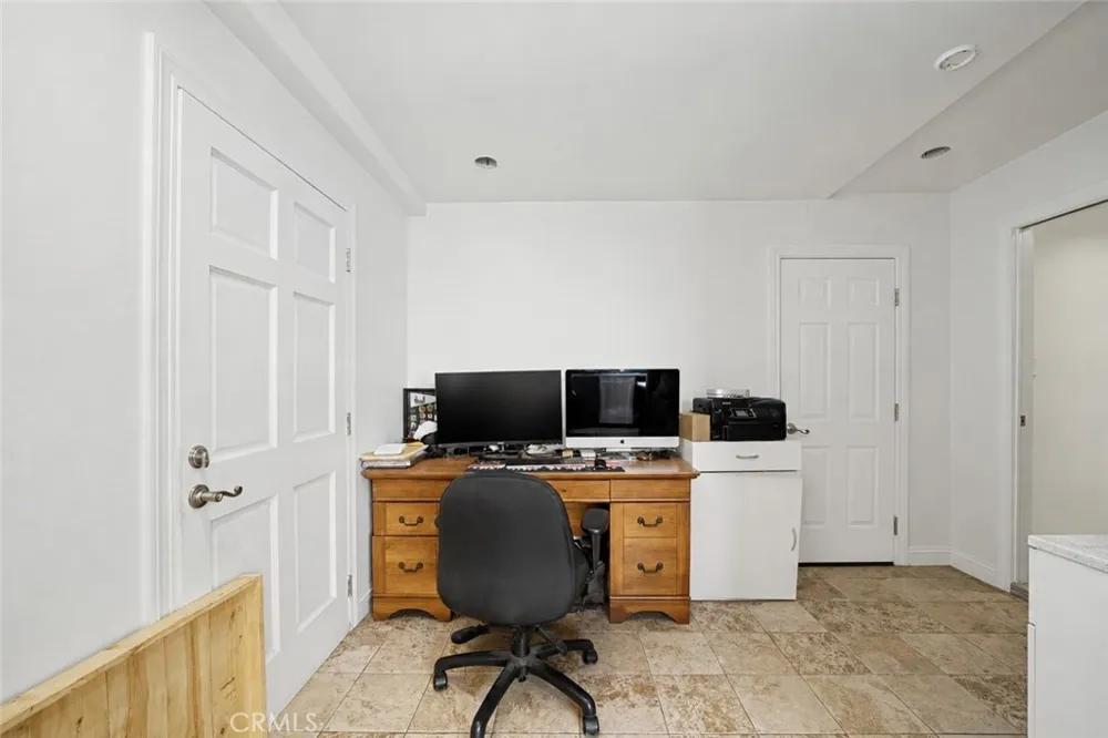 408 S Rodilee Avenue West Covina, CA 91791
