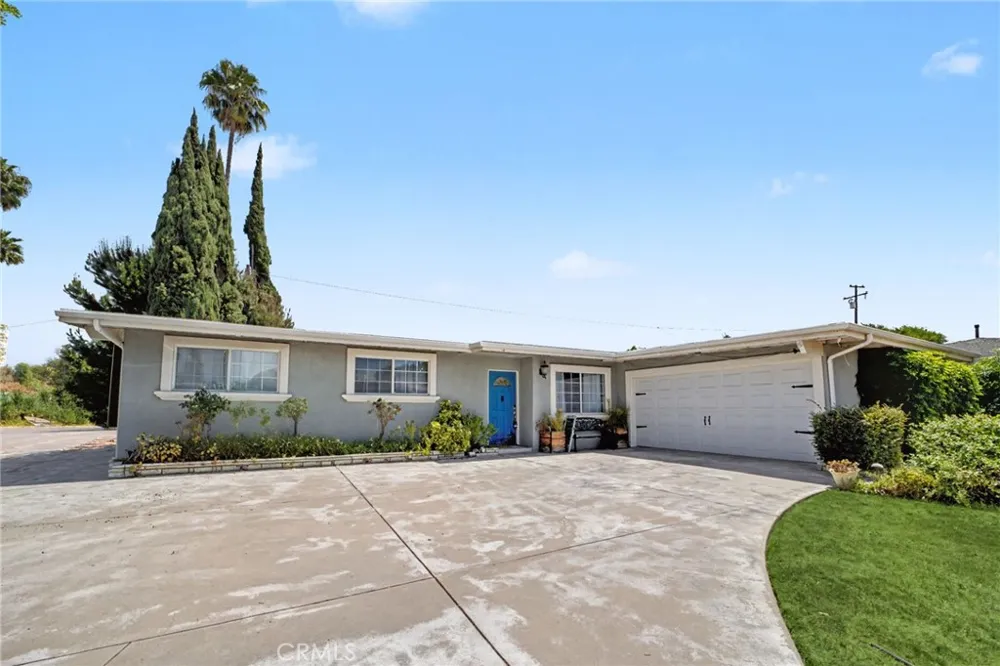 408 S Rodilee Avenue West Covina, CA 91791