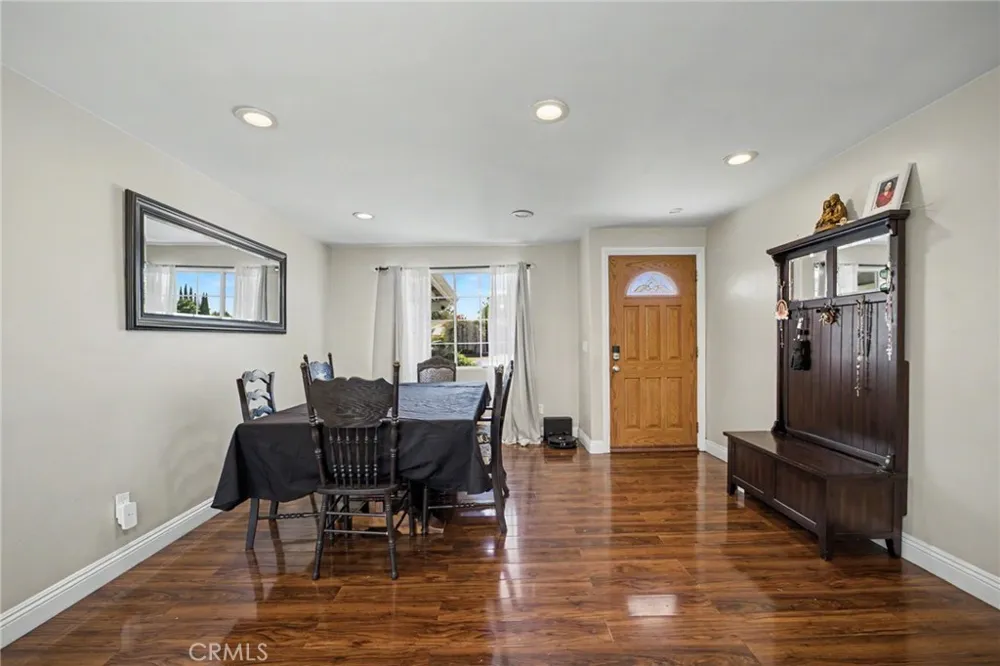 408 S Rodilee Avenue West Covina, CA 91791