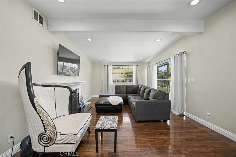 408 S Rodilee Avenue West Covina, CA 91791