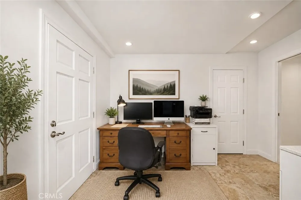 408 S Rodilee Avenue West Covina, CA 91791