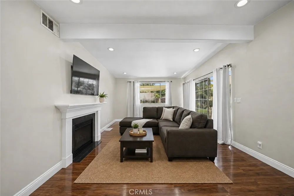 408 S Rodilee Avenue West Covina, CA 91791