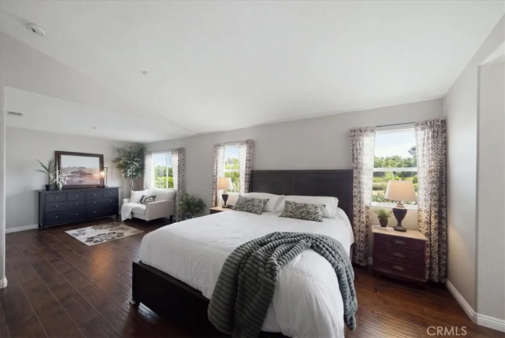 7245 Andrea Fontana, CA 92336