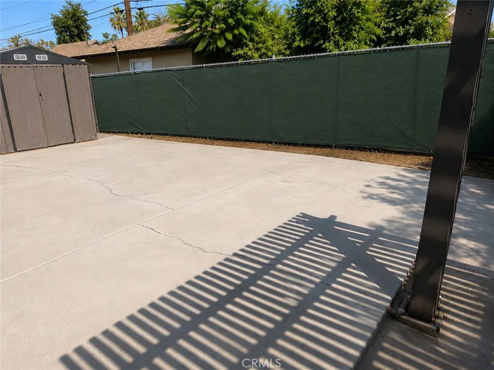 210 E 9th San Bernardino, CA 92410