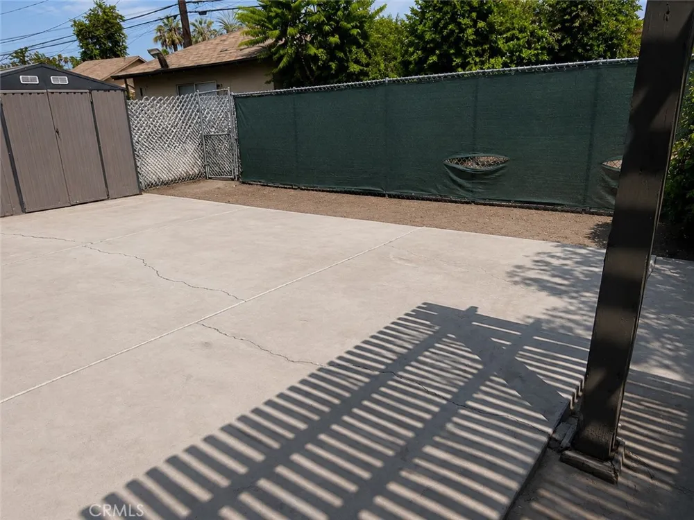 210 E 9th San Bernardino, CA 92410