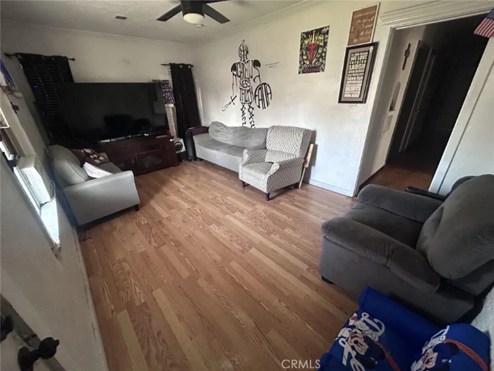 210 E 9th San Bernardino, CA 92410