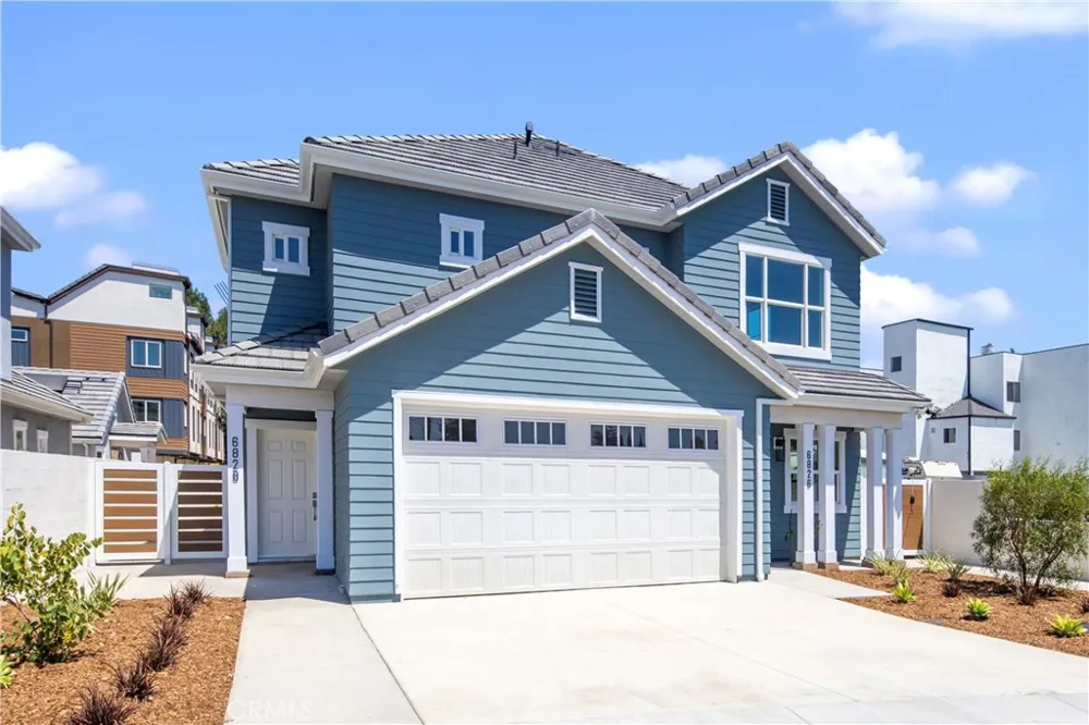 6826 Whitman Avenue Van Nuys, CA 91406