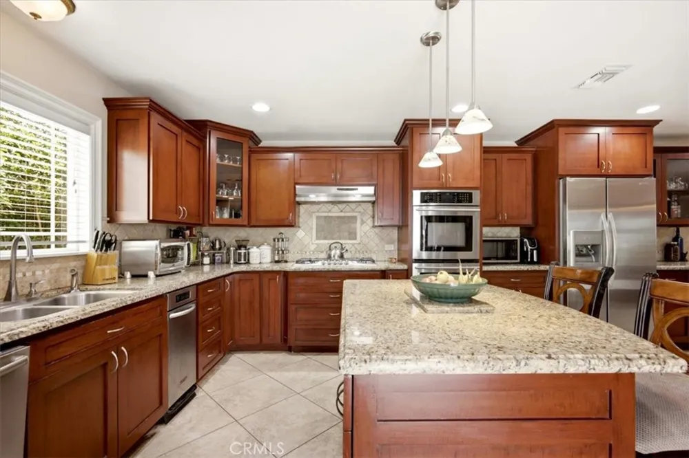 7865 Layton Rancho Cucamonga, CA 91730