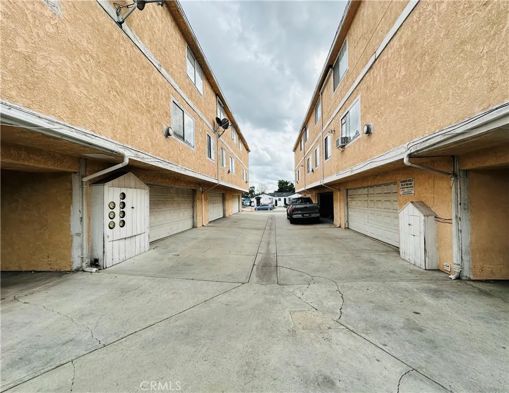 6763 Foster Bridge Bell Gardens, CA 90201