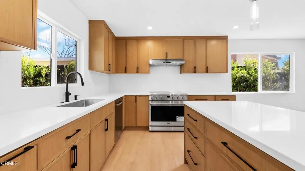 2283 Northpark Street Thousand Oaks, CA 91362