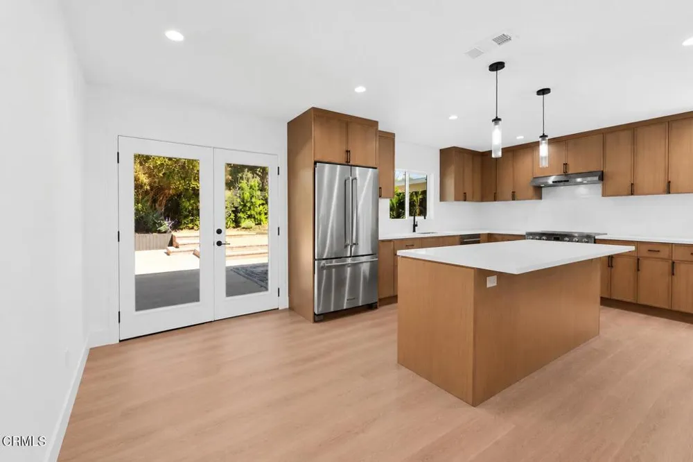 2283 Northpark Street Thousand Oaks, CA 91362