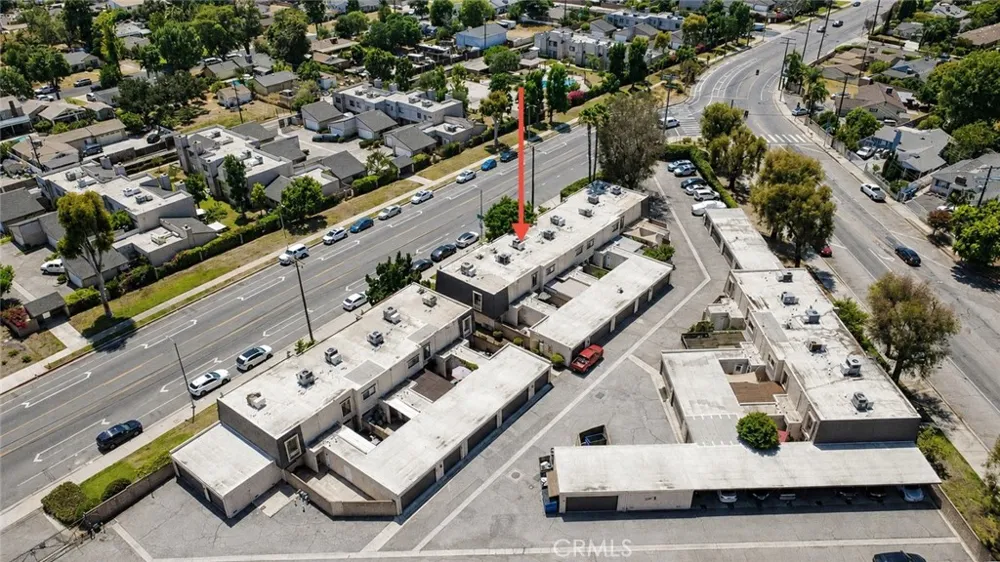 15051 Chatsworth St San Fernando, CA 91345