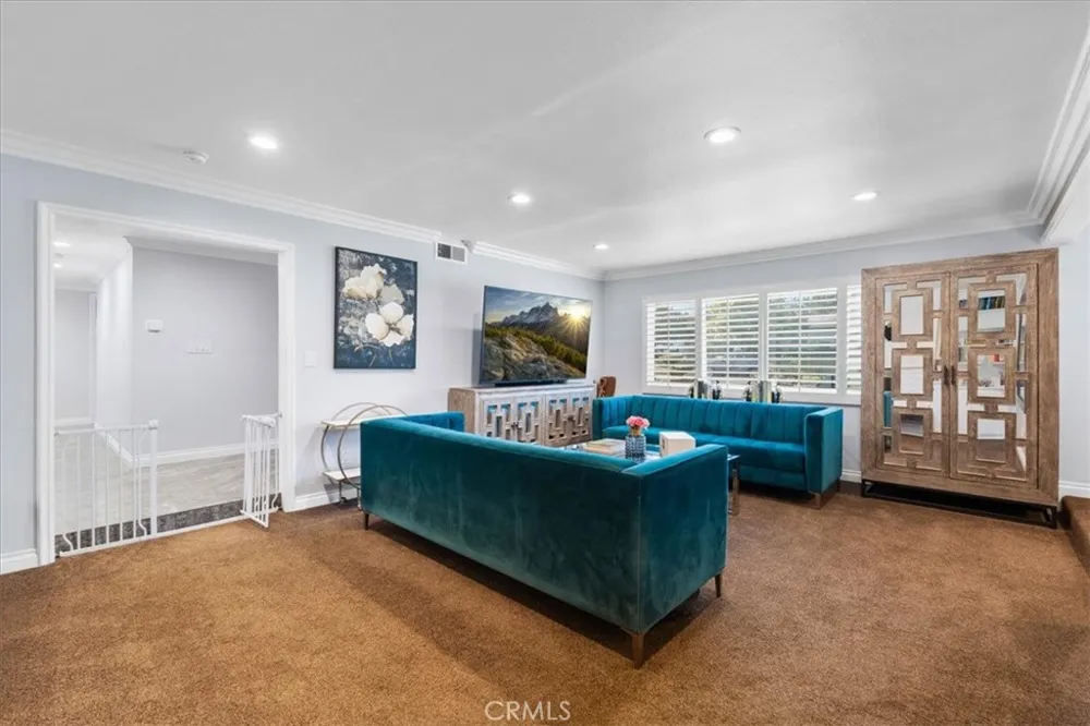 878 W Buffington Street Upland, CA 91784