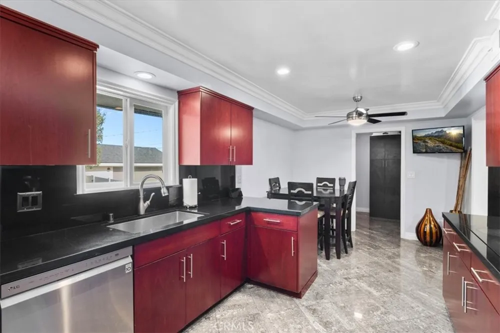 878 W Buffington Street Upland, CA 91784