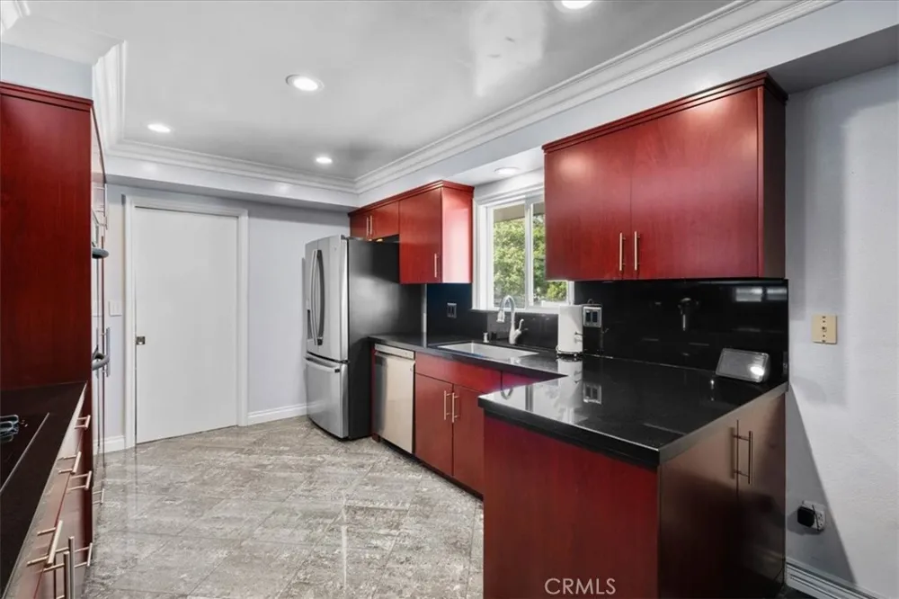 878 W Buffington Street Upland, CA 91784