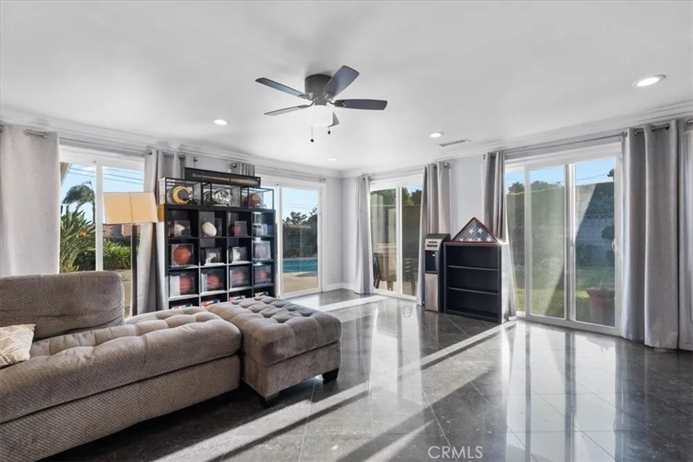 878 W Buffington Street Upland, CA 91784