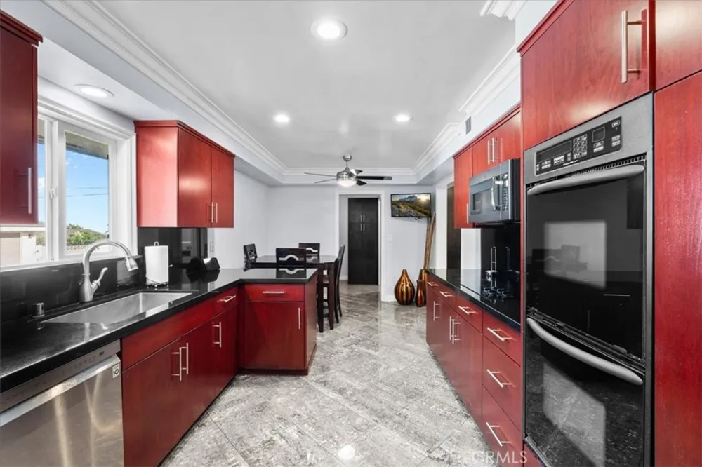 878 W Buffington Street Upland, CA 91784