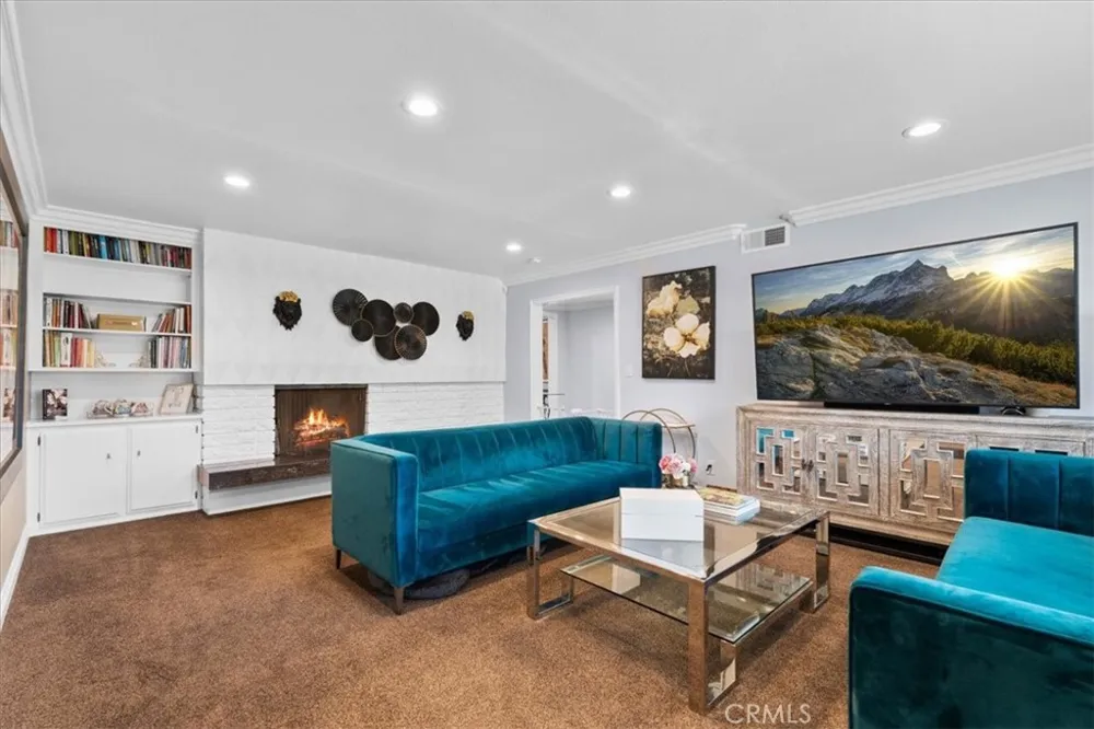 878 W Buffington Street Upland, CA 91784