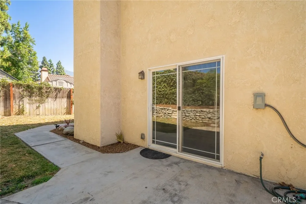6864 Woodcrest Rancho Cucamonga, CA 91701