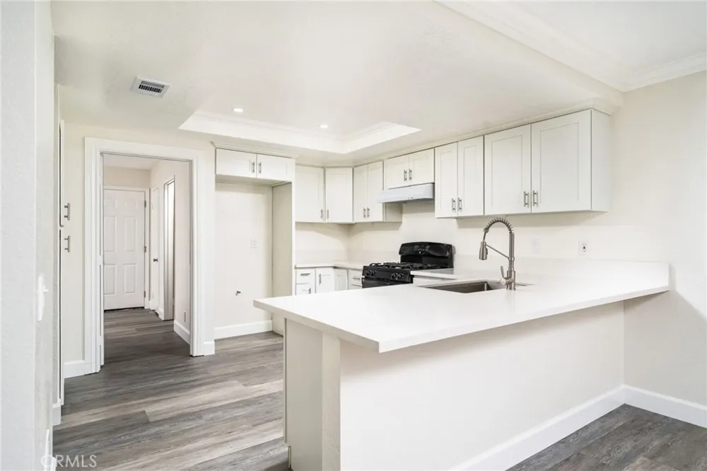 6864 Woodcrest Rancho Cucamonga, CA 91701