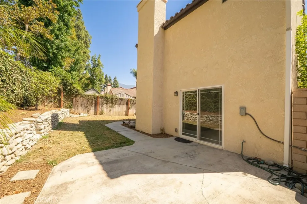 6864 Woodcrest Rancho Cucamonga, CA 91701