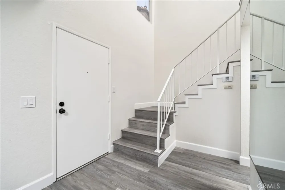 6864 Woodcrest Rancho Cucamonga, CA 91701