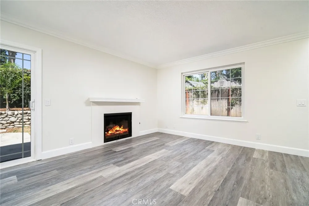 6864 Woodcrest Rancho Cucamonga, CA 91701