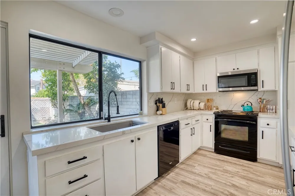14385 Suffolk Westminster, CA 92683