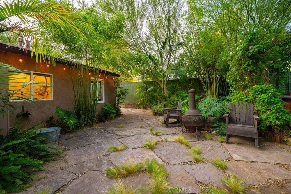 102 S Burnaby Drive Glendora, CA 91741