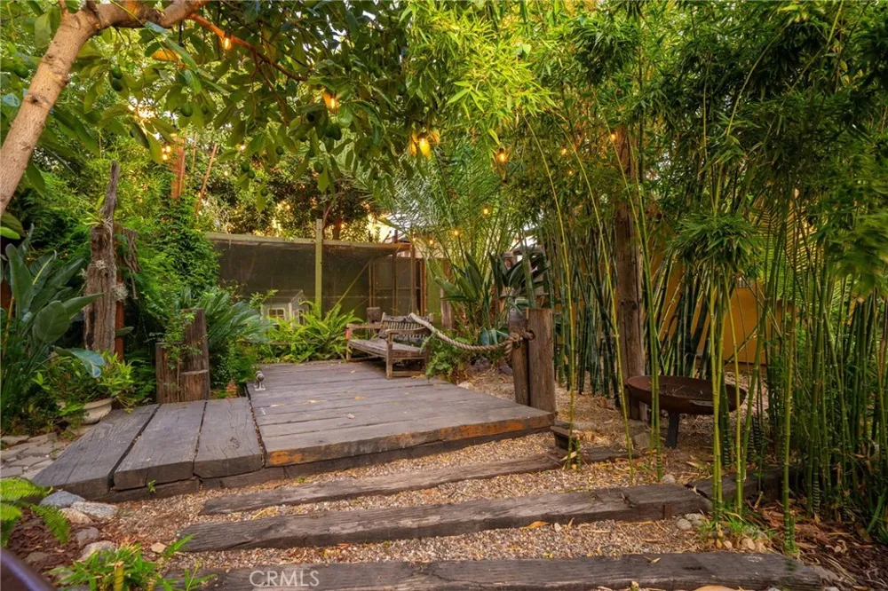 102 S Burnaby Drive Glendora, CA 91741