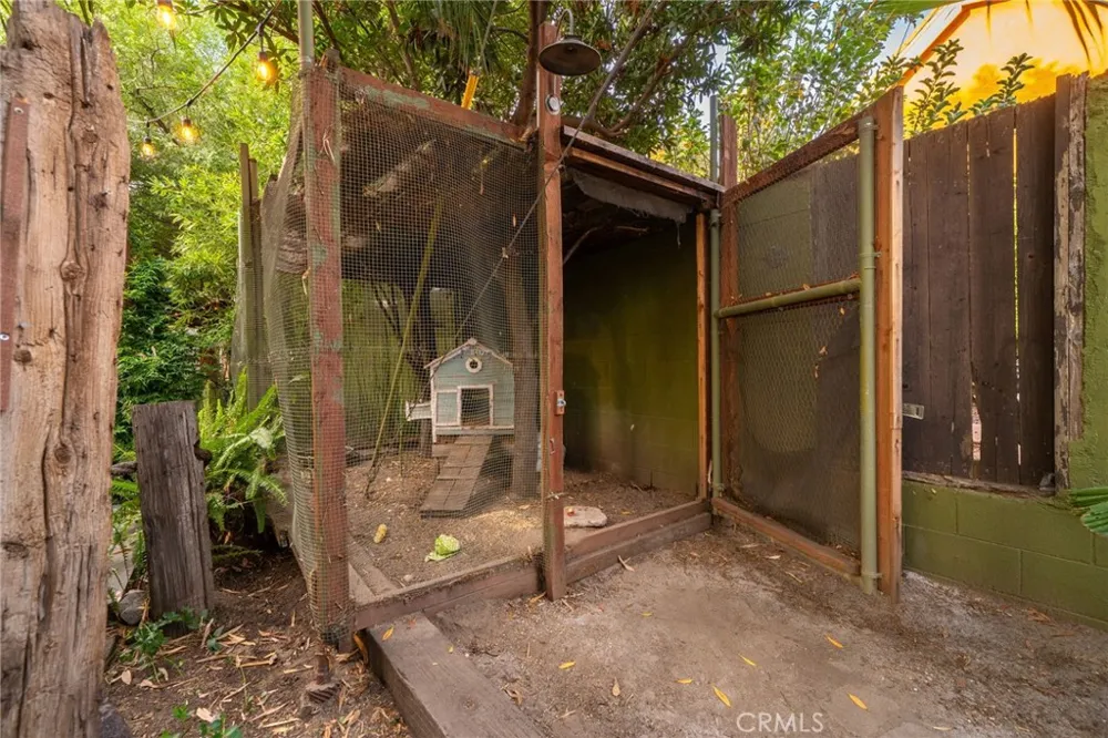 102 S Burnaby Drive Glendora, CA 91741