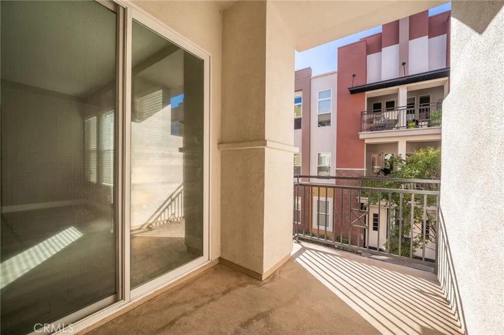 648 W 1st Street Claremont, CA 91711