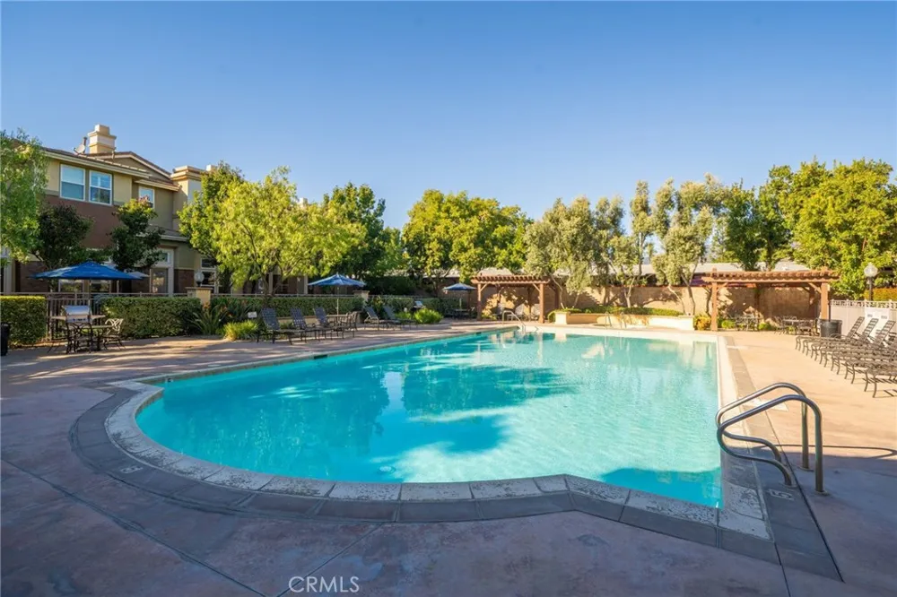 648 W 1st Street Claremont, CA 91711