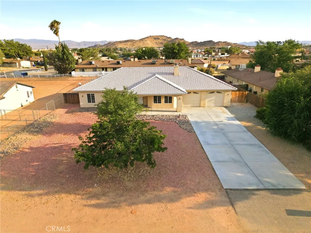 20255 Rimrock Road Apple Valley, CA 92307