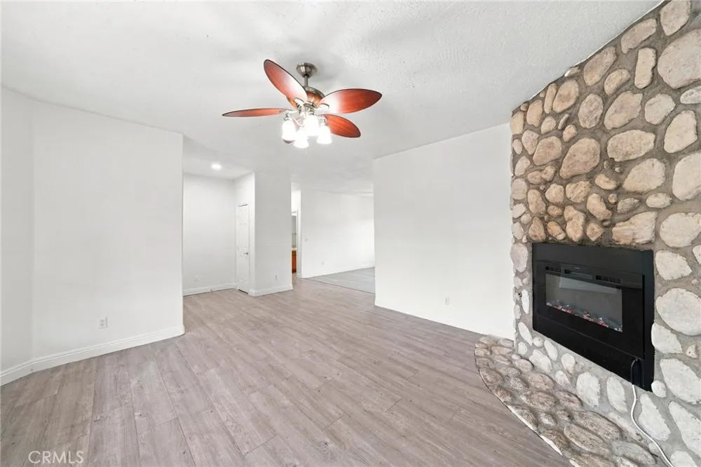 20255 Rimrock Road Apple Valley, CA 92307
