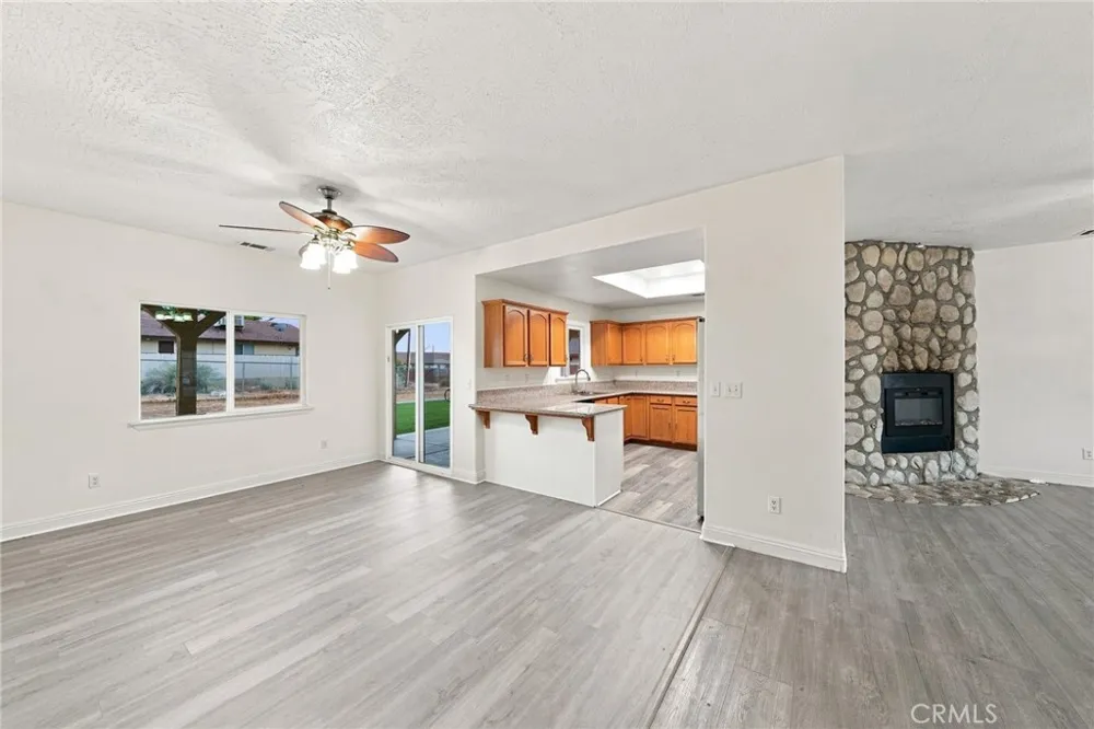20255 Rimrock Road Apple Valley, CA 92307