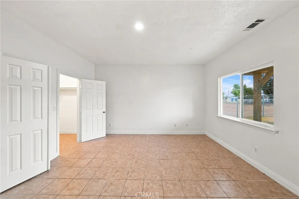 20255 Rimrock Road Apple Valley, CA 92307