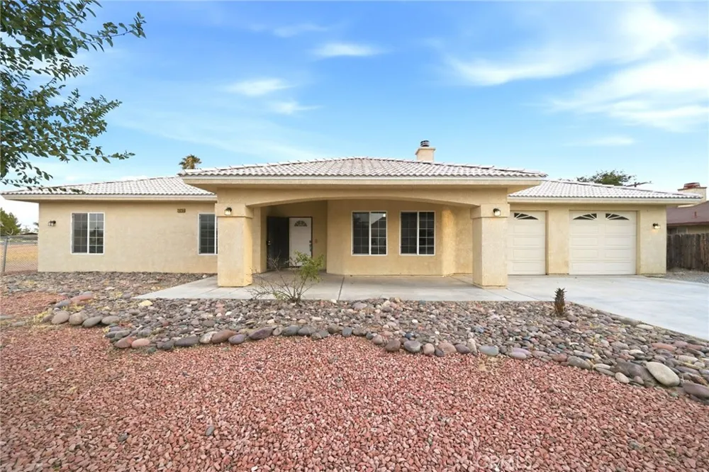 20255 Rimrock Road Apple Valley, CA 92307