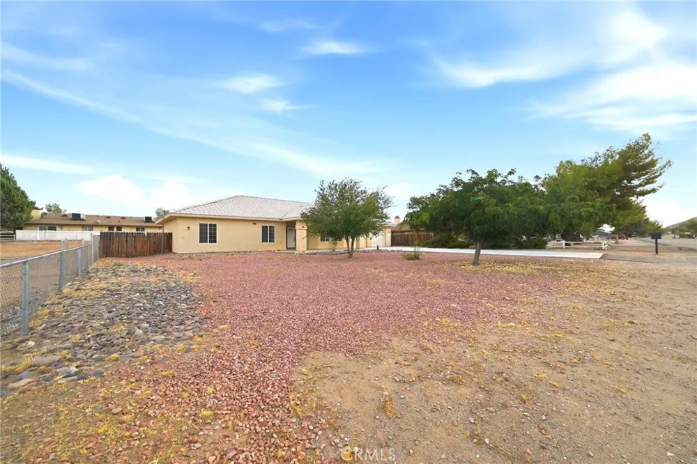 20255 Rimrock Road Apple Valley, CA 92307