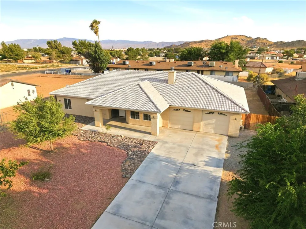 20255 Rimrock Road Apple Valley, CA 92307