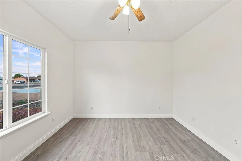 20255 Rimrock Road Apple Valley, CA 92307