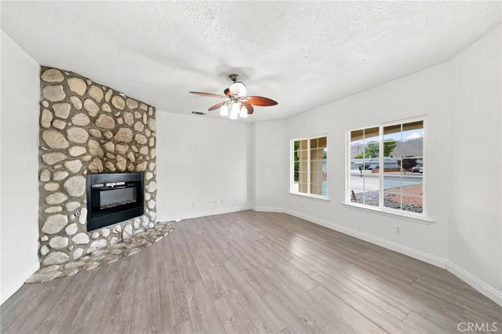 20255 Rimrock Road Apple Valley, CA 92307